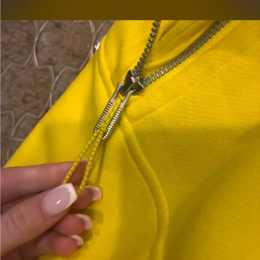 lululemon athletica cropped half